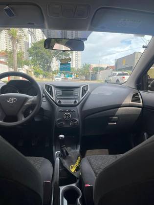HYUNDAI HB20 1.0 COMFORT 12V FLEX 4P MANUAL